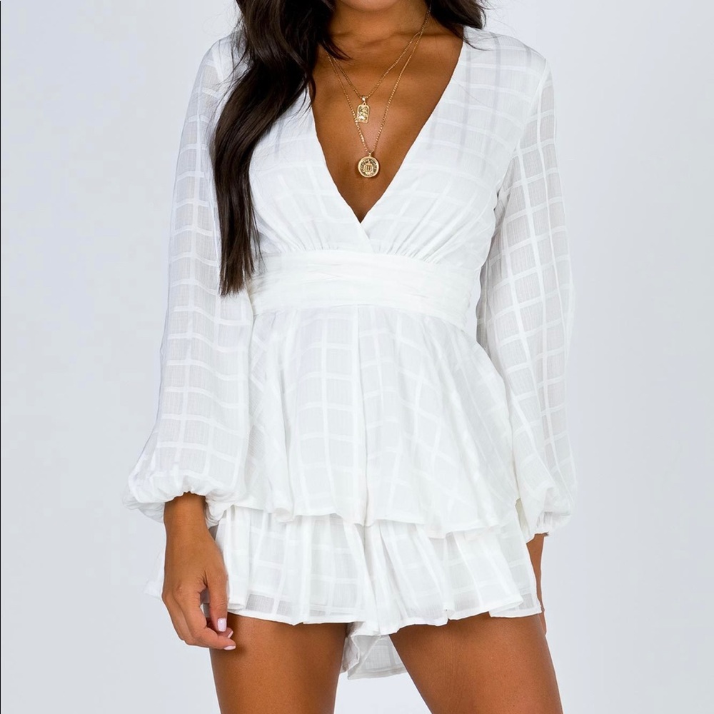SOLD - PRINCESS POLLY ROMPER